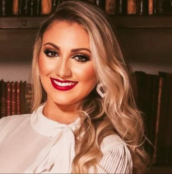 RM Advogados Sobre nós, advogado criminalista, advogada previdenciária, equipe especialista em defesa, recursos, soluções jurídicas personalizadas para cada caso